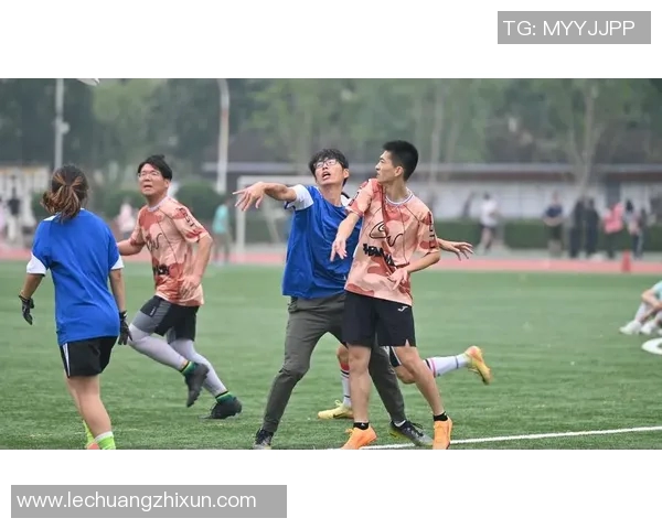 武汉飞盘队的奋斗与荣耀：一段不平凡的飞盘之旅