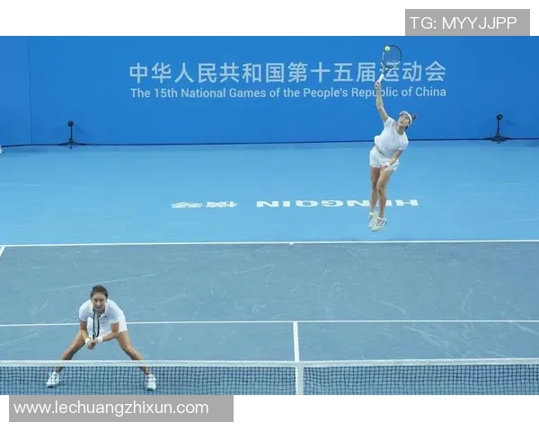 阿特拉斯与瓜达拉的激烈对决展现足球魅力与战术智慧的巅峰较量