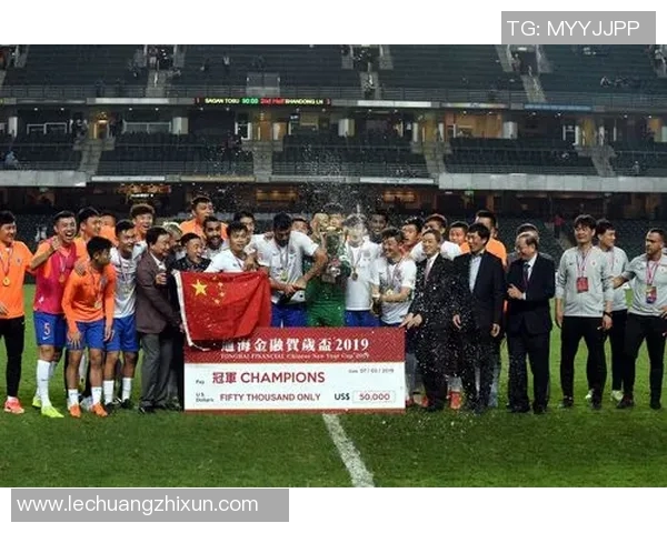 鲁能对阵鸟栖砂岩精彩直播回顾与赛后分析全景呈现